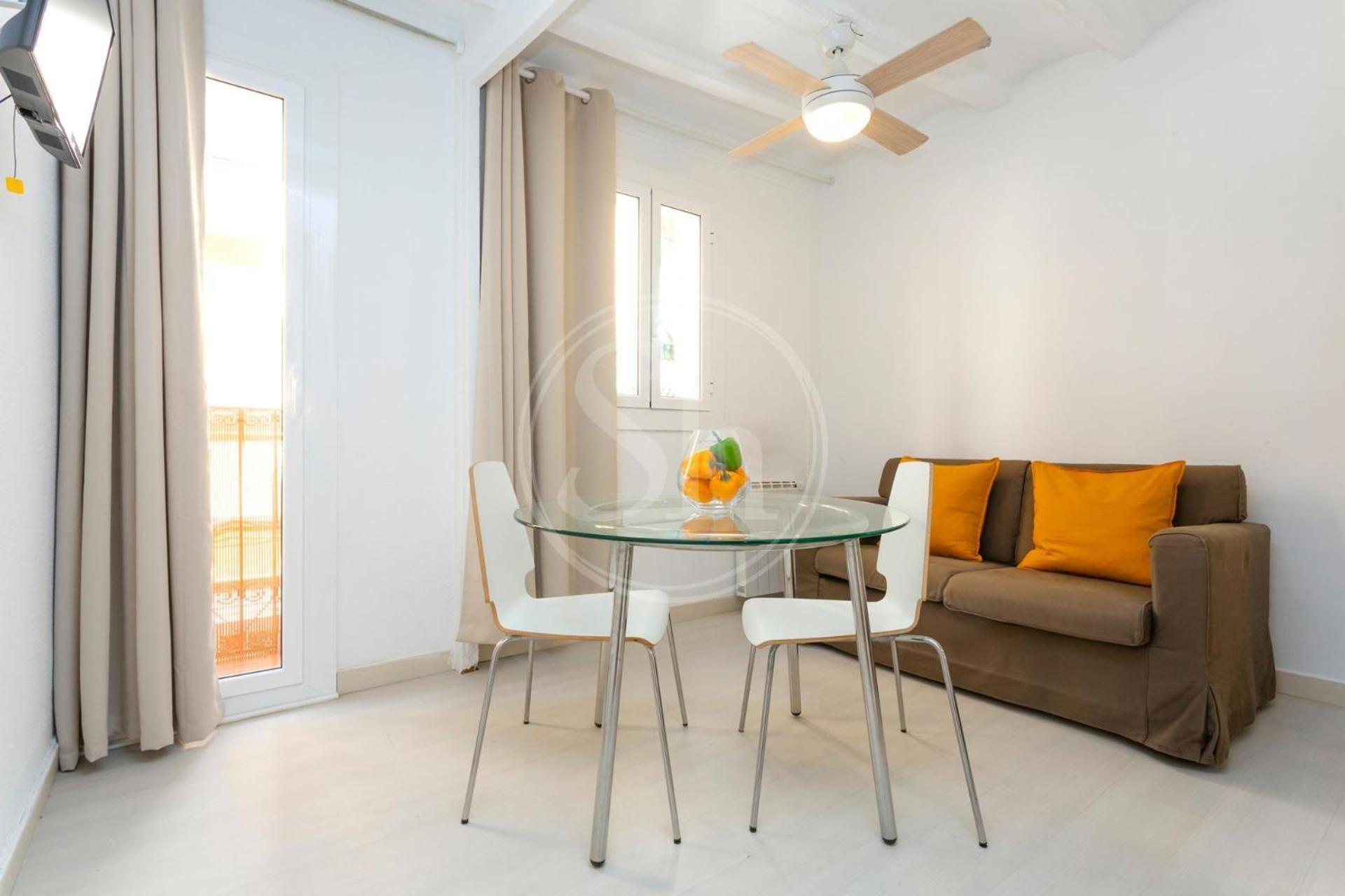 Estudio En Barrio De Gracia E4 * Барселона